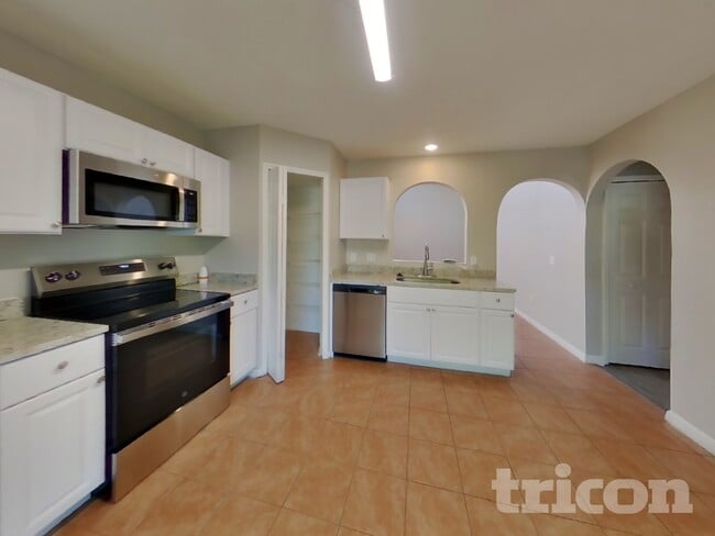 Photo - 3005 Whispering Trails Dr