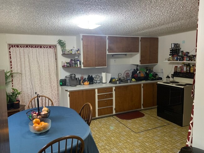 Photo - 411 S Fir St