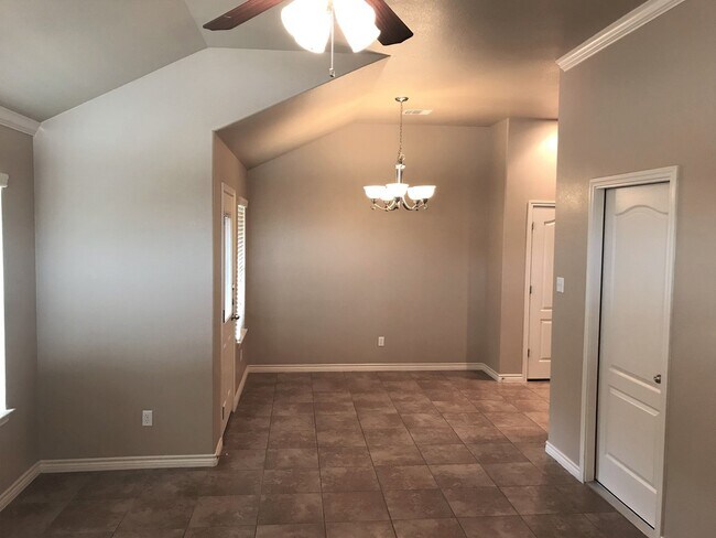 Photo - Beautiful 3bed/2bath Duplex near Clear Creek to Fort Hood!