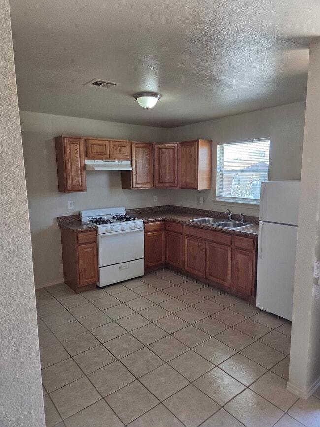 Kitchen - 331 Milton Rd Unit 331 Milton Rd A