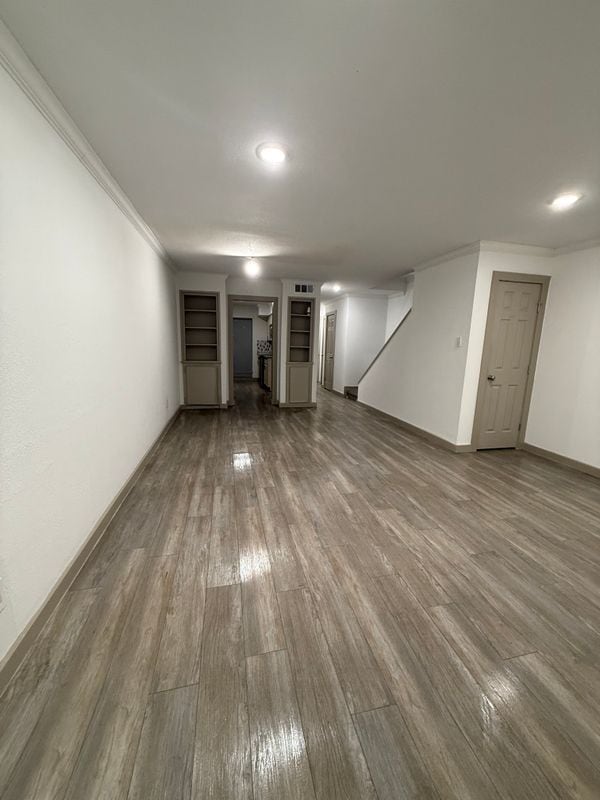 Photo - 7952 Leonora St