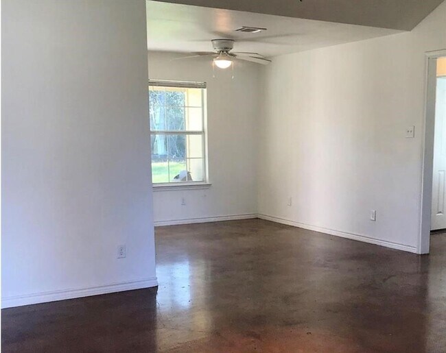 Photo - 90 County Rd 2269