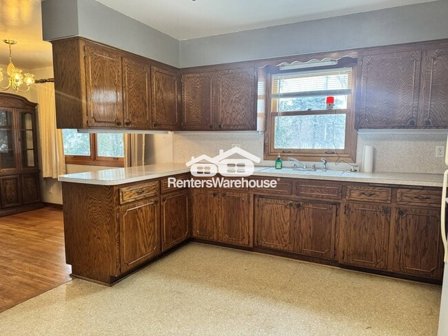 Photo - 8225 20th Ave N