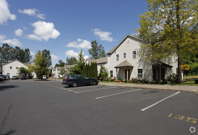 Building Photo - Wolf Ridge Rental