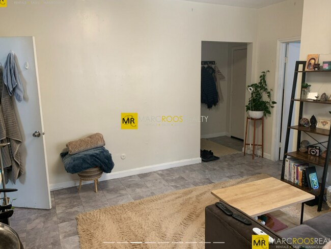 Photo - 178 Brighton Ave Unidad 10