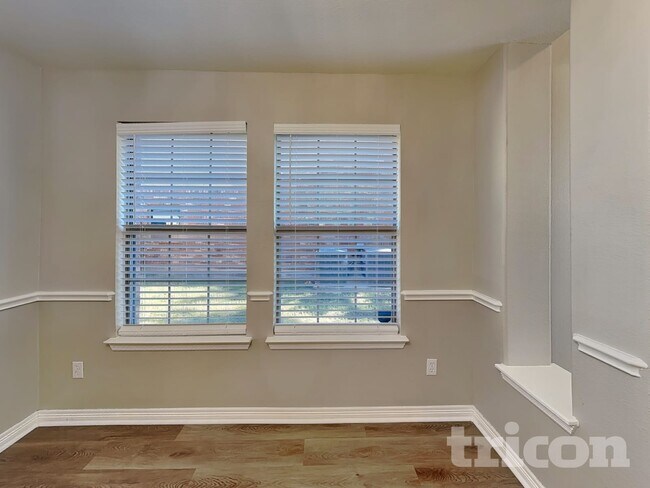 Photo - 2712 Columbus