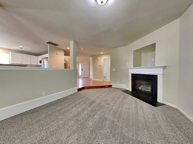 Building Photo - 7109 Fox Point Dr Rental