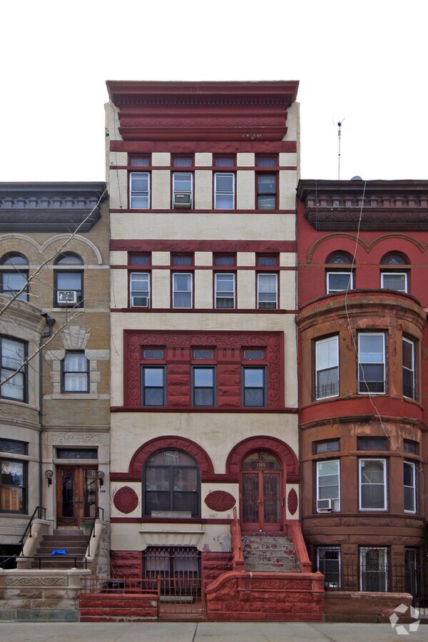Photo - 1186 Dean St Apartments