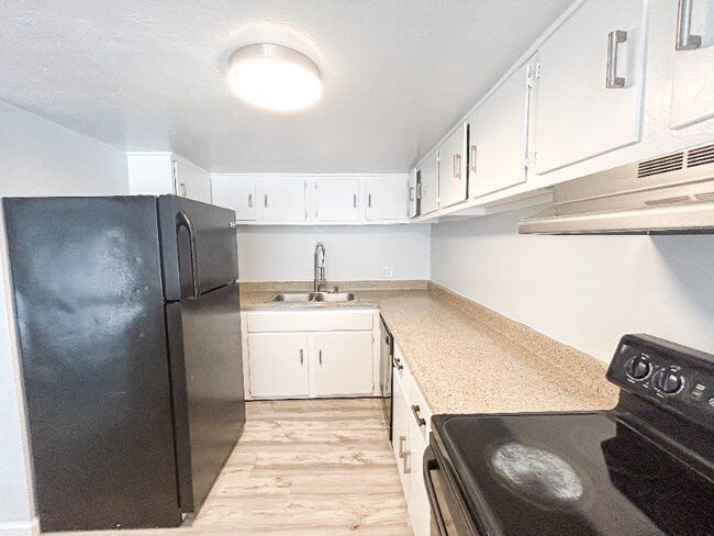 Photo - 6802 N 17th Ave Unidad 9