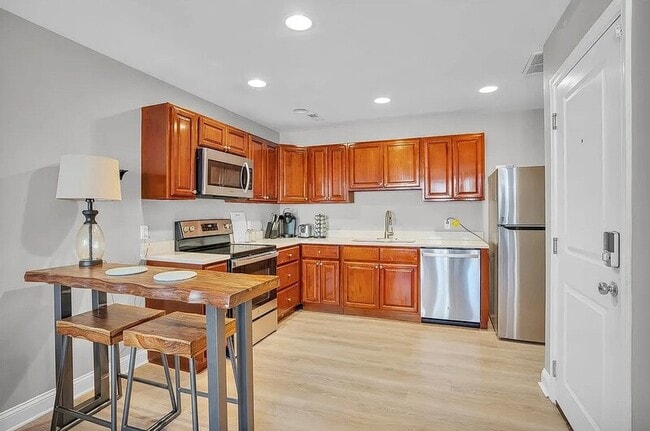 Photo - 1939 N Gratz St