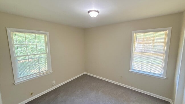 Photo - 4027 Faronia Dr