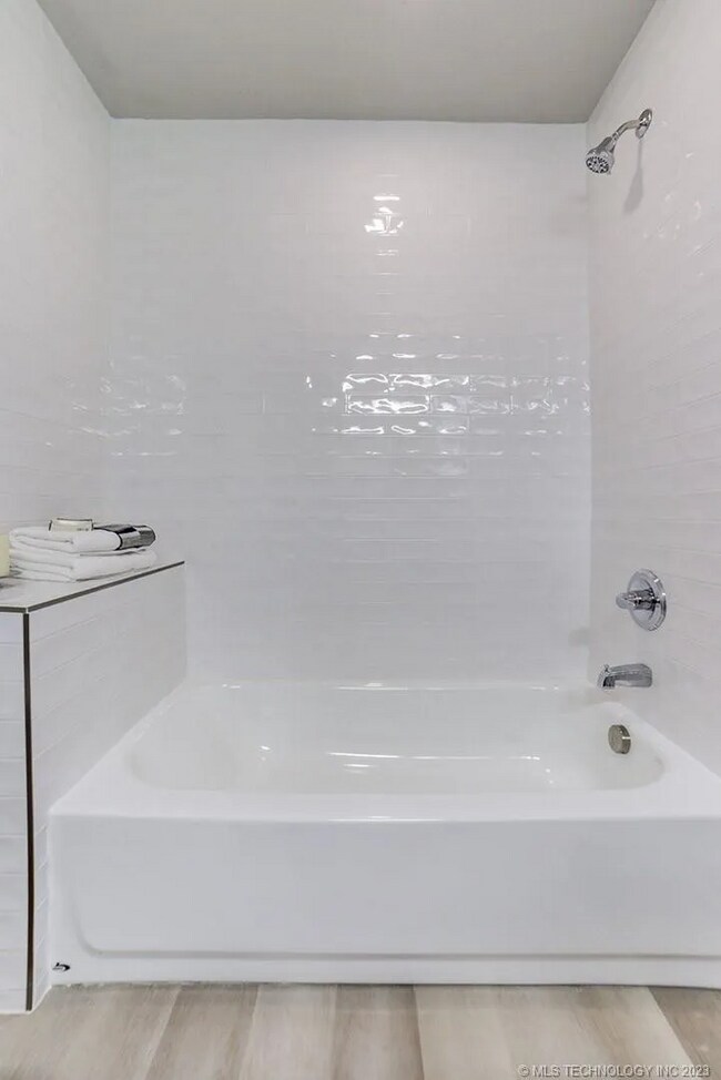 Photo - 3416 S Redbud St