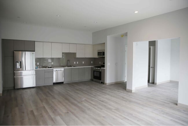 Photo - 10925 Hartsook St