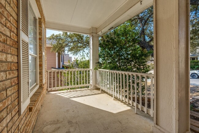 Photo - 3-BEDROOM HOME IN GATED COMMUNITY