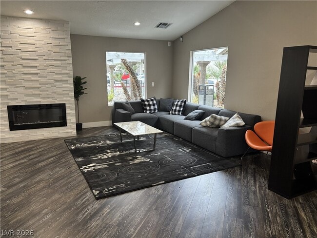 Building Photo - 4200 S Valley View Blvd Unit 3019