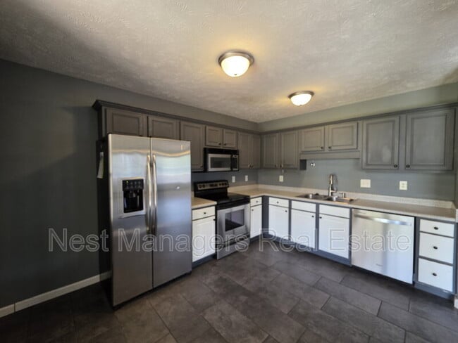 Photo - 7732 Redwood Ave