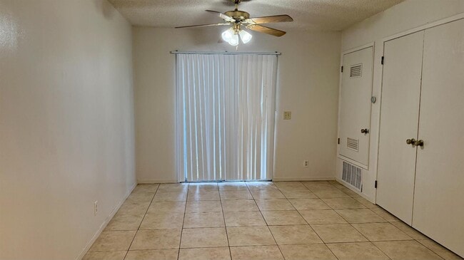 Photo - 125 Skaggs St