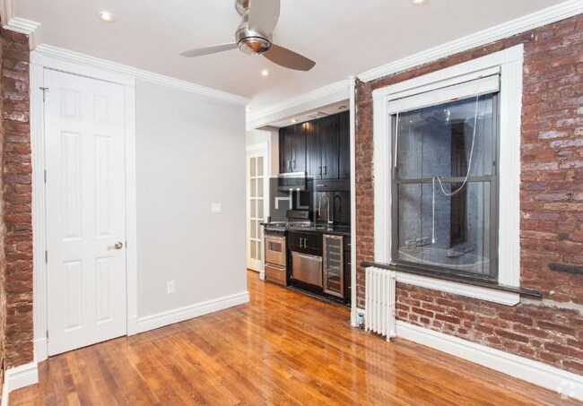 Building Photo - SPACIOUS East 13th Street 2 Bedroom Unit 3C Rental
