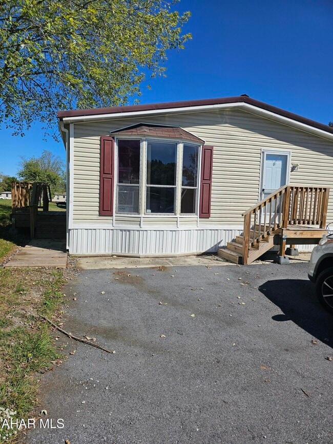 Photo - 124 Skyline Dr