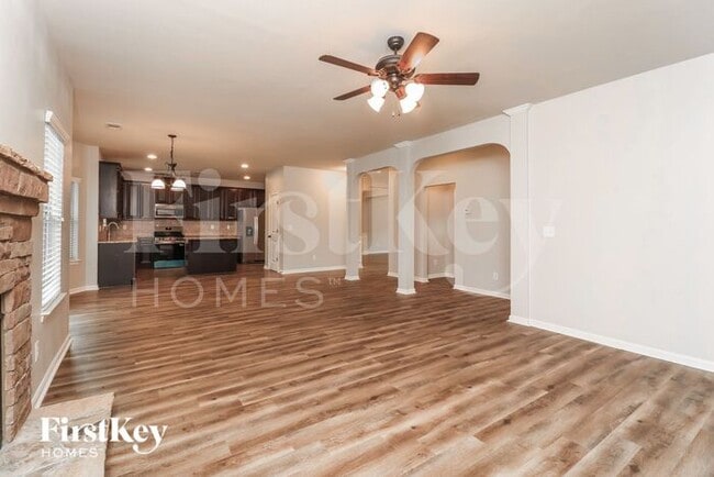 Photo - 931 Sublime Trail