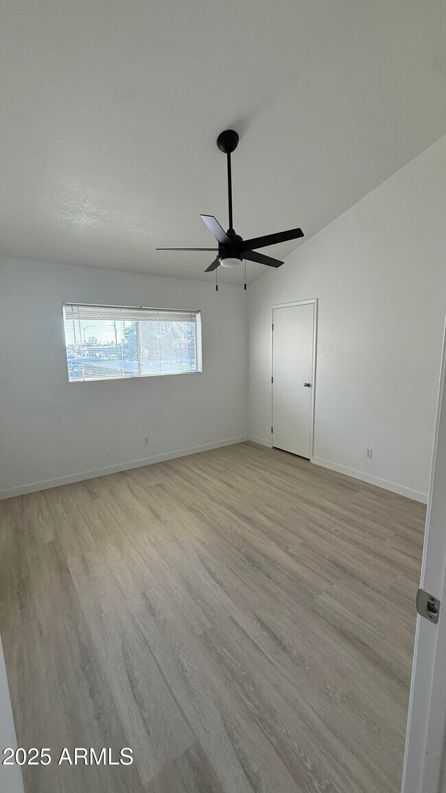 Photo - 520 N Stapley Dr Unit 253