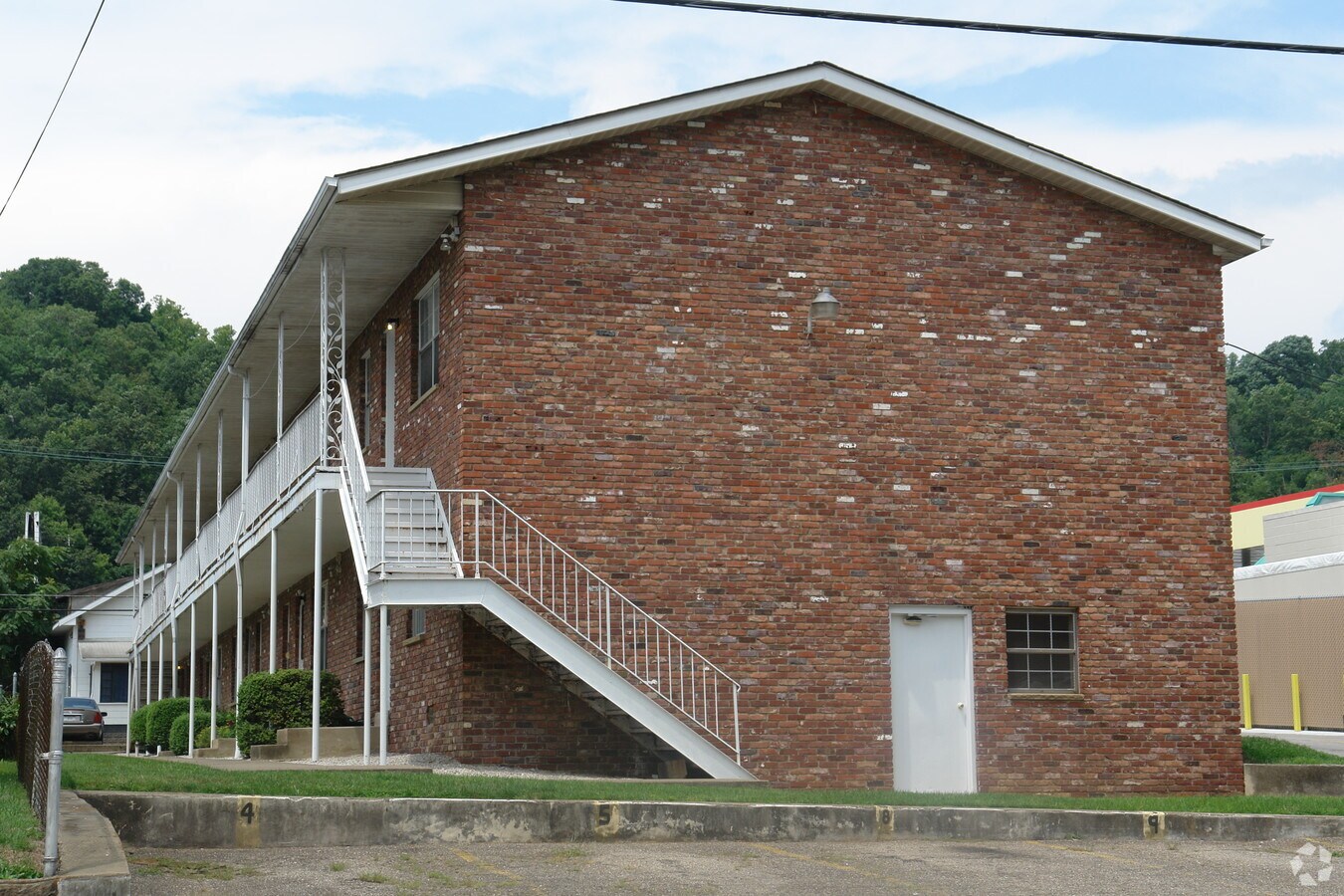 Photo - 1620 Bigley Ave Apartments