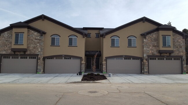 Tuscridge LLC - Tuscridge LLC Apartment Unit 6226