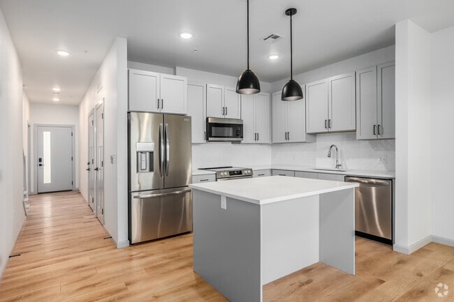 Arlo 2BR, 2.5BA - 1078SF - Kitchen