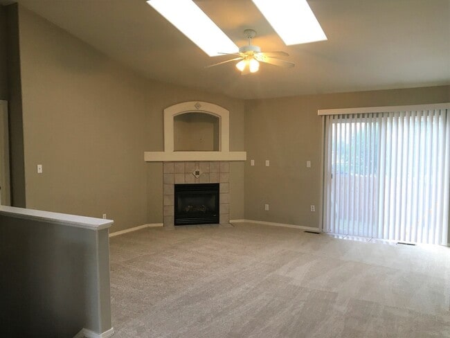 Photo - 1040 Whistler Hollow Dr