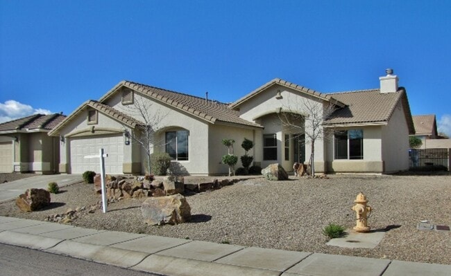 1956 Willow Oak Ln