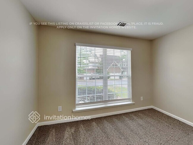 Photo - 17 Howard Ave