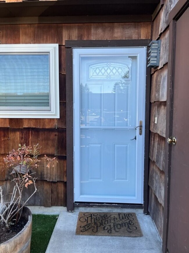 Photo - Redwood Park Estates Condo.  Available NOW!