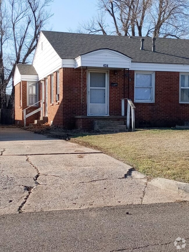 Building Photo - Nice 1 bed, 1 bath Duplex Rental