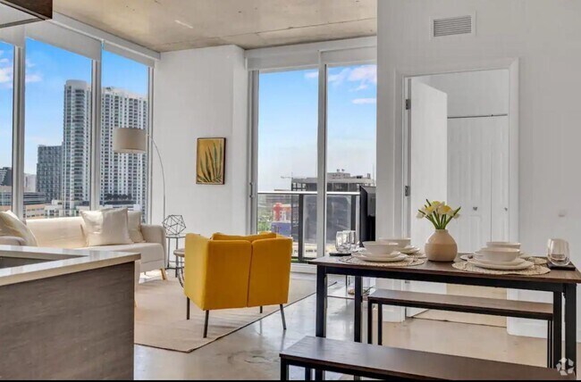 Building Photo - 151 SE 1st St Unit 1111 Rental