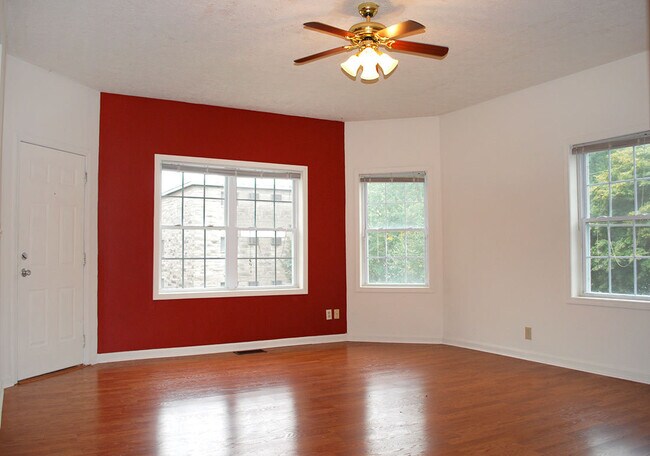 Photo - 5 Bed, 3 Bath House - "The Lincoln"