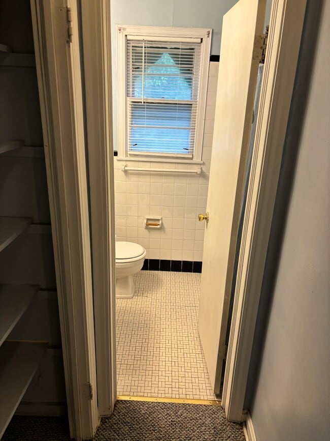 Photo - 435 E 36th St