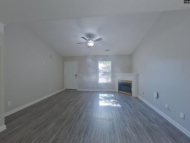 Photo - 112 Candar Ct