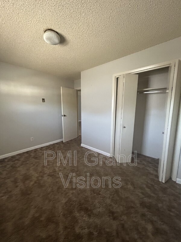 Photo - 24 W Buchanan Ave Unit 5