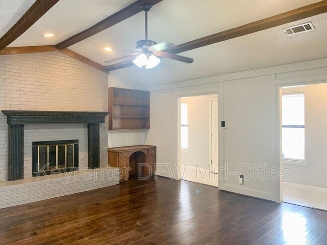 Photo - 505 E Scotland Dr