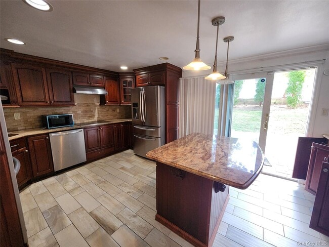 Photo - 55 Holiday Park Dr