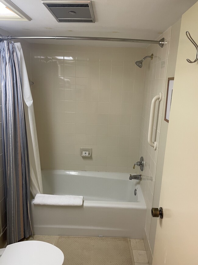 Building Photo - 4946 Mill Pond Rd Unit 3178 Rental
