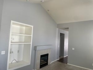 Photo - "Charming 3-Bedroom Haven with 2 Full Baths in Aurora – 1,310 Sq Ft of Comfort!"