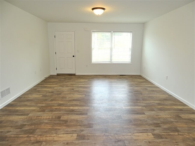 Photo - 416 Masonic Dr