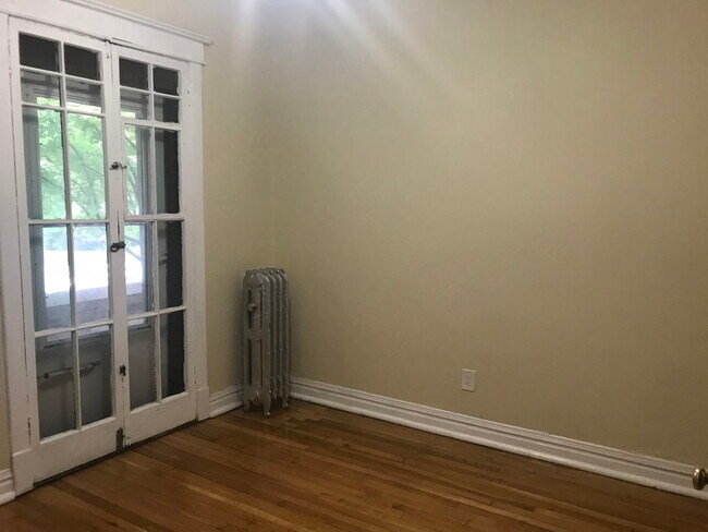 Photo - 1707 Ridge Ave Unit 204