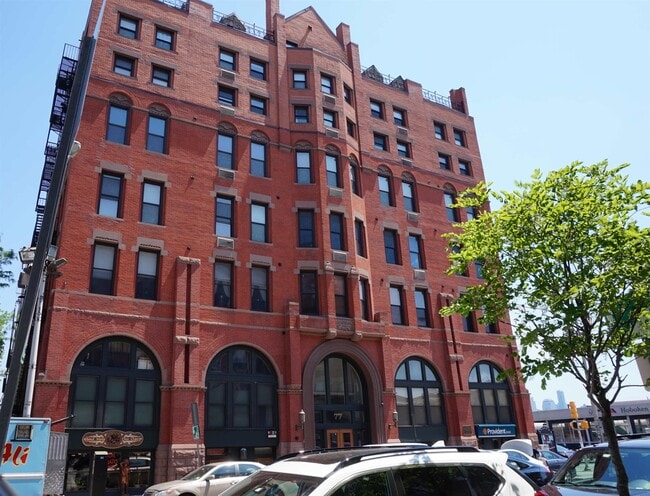 Photo - 77 River St Condo Unit 13
