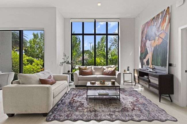 Photo - Oasis Pointe