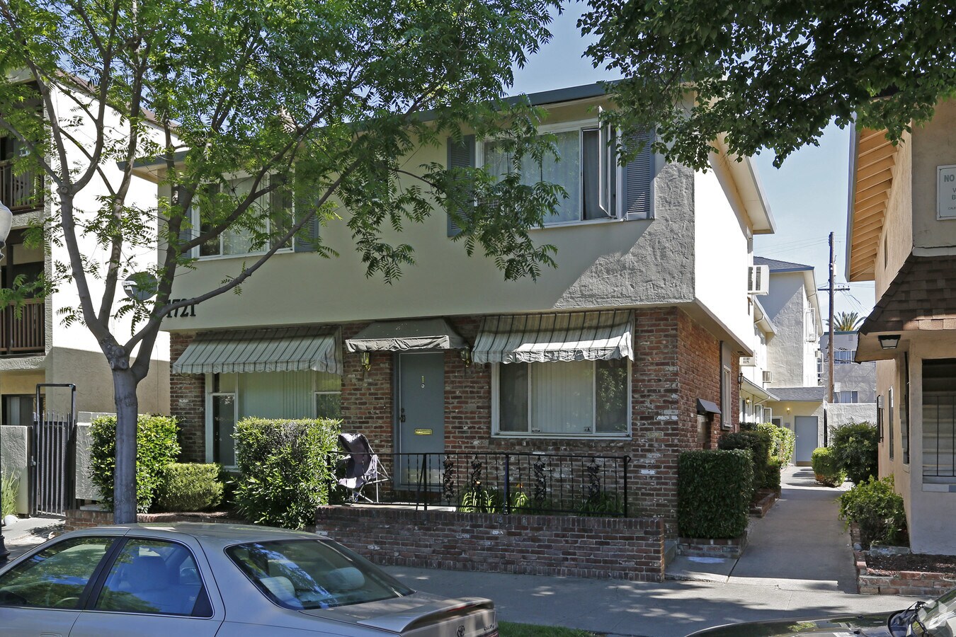 Photo - Lee Apartments