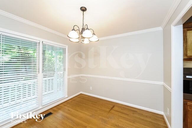 Photo - 6713 Thornwood Ct