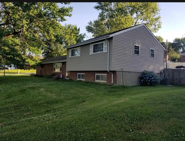 Photo - 3636 Reavis Barracks Rd