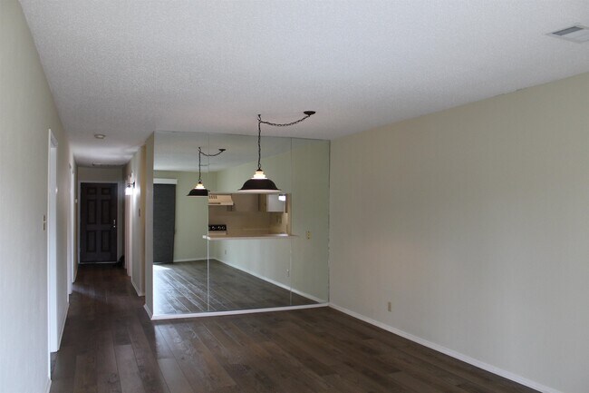 Photo - 1214 Hi Stirrup